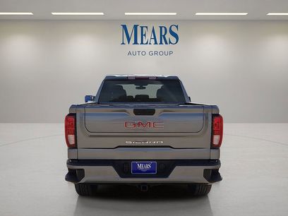 Used 2022 GMC Sierra 1500 Elevation