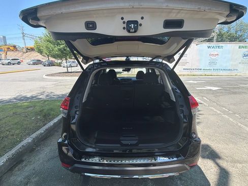 Used 2020 Nissan Rogue SV w/ Sun & Sound Touring Package AWD/4WD image 31