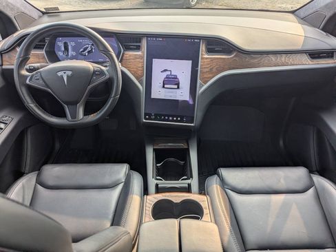 Used 2020 Tesla Model X Long Range AWD/4WD image 16
