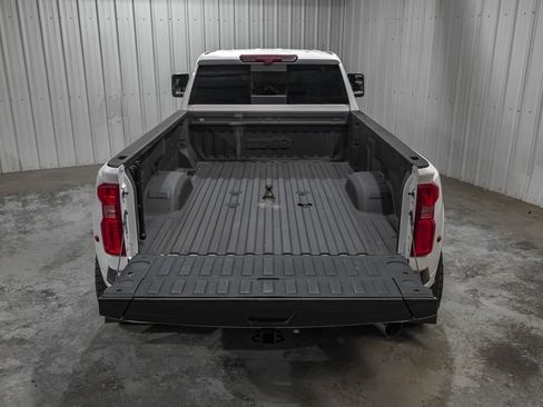 Used 2022 Chevrolet Silverado 3500 High Country image 62