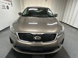 Used 2019 Kia Sorento LX image 3