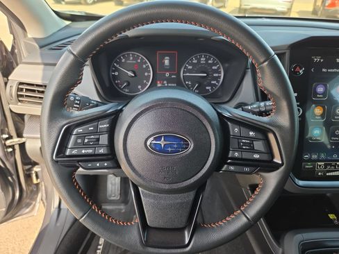Used 2024 Subaru Crosstrek 2.5i Limited w/ Crosstrek Mirror Package AWD/4WD image 21