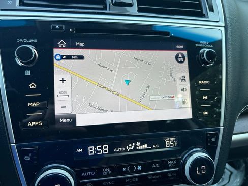 Used 2019 Subaru Outback 2.5i Limited AWD/4WD image 21