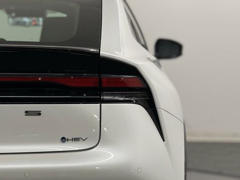 New 2026 Toyota Prius Limited image 7