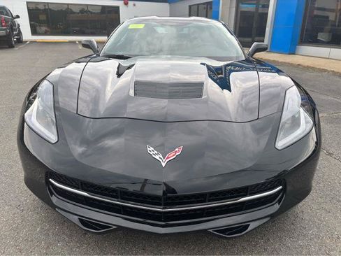 Used 2016 Chevrolet Corvette Stingray Coupe RWD image 15