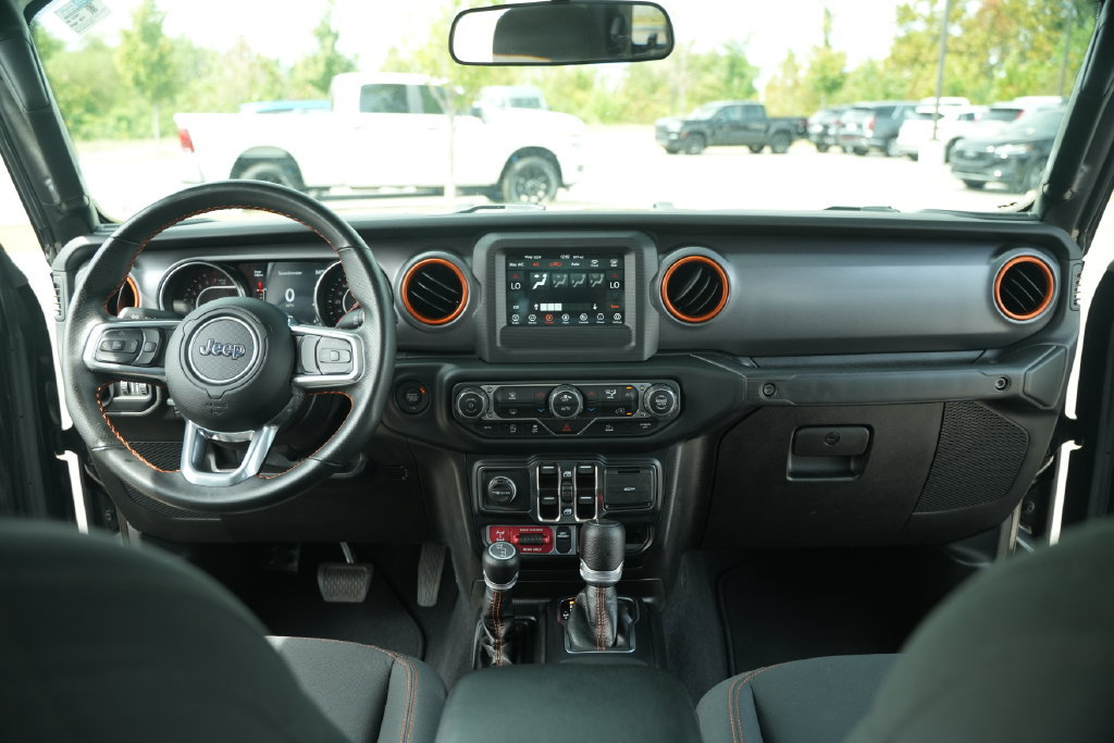 Used 2021 Jeep Gladiator Mojave w/ Trailer Tow Package AWD/4WD image 23