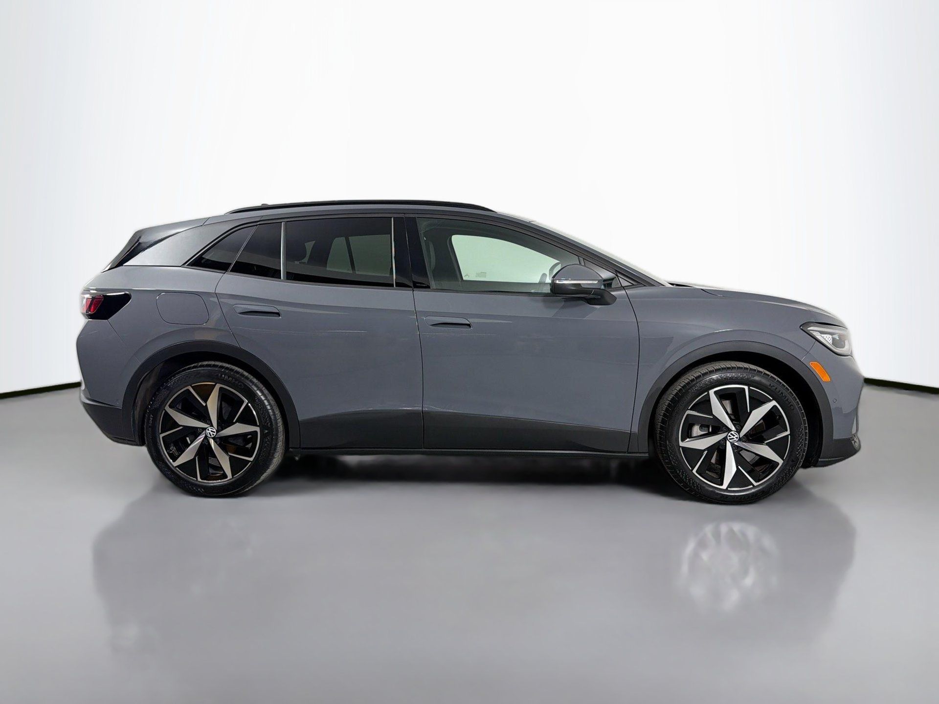 Used 2023 Volkswagen ID.4 S RWD image 4