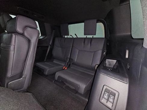 Used 2024 Lexus GX 550 w/ Accessory Package (2T) AWD/4WD image 13