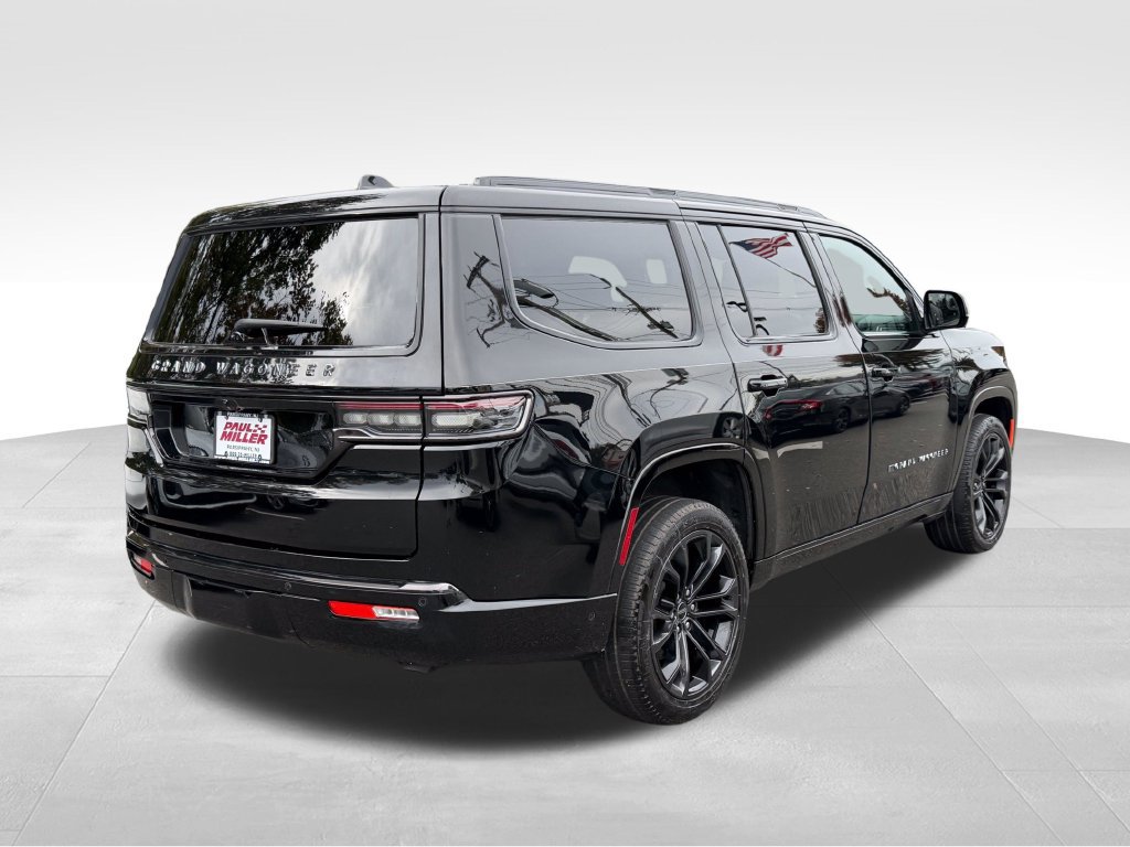Used 2024 Jeep Grand Wagoneer Series II Obsidian w/ Quick Order Packagew 28T AWD/4WD image 8