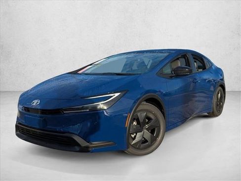 New 2026 Toyota Prius LE image 1