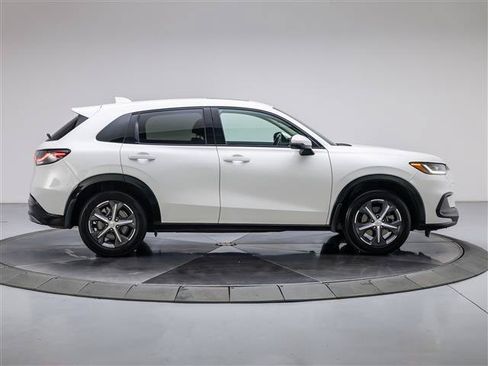 Used 2023 Honda HR-V EX-L image 6