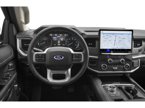 Used 2022 Ford Expedition XLT AWD/4WD image 9