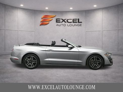 Used 2023 Ford Mustang Premium RWD image 10