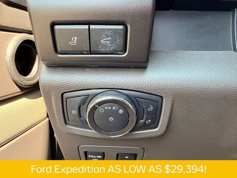 Used 2019 Ford Expedition Limited w/ Equipment Group 301A RWD image 27