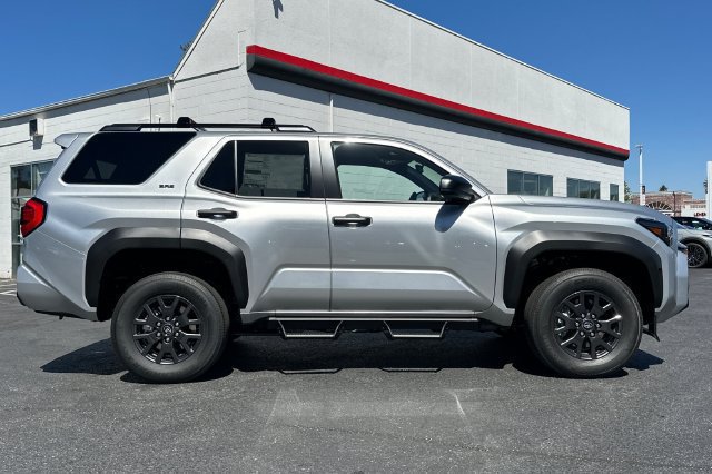New 2026 Toyota 4Runner SR5 AWD/4WD image 9