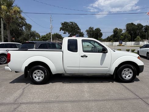 Used 2018 Nissan Frontier S RWD image 9