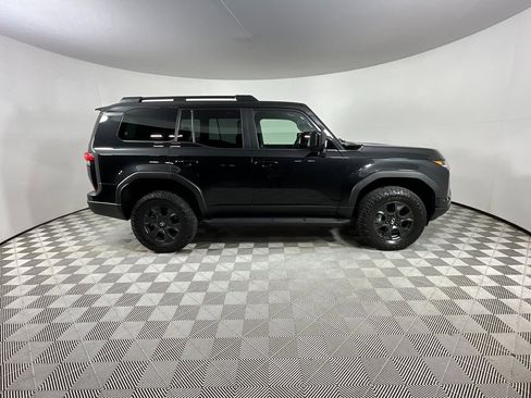 Used 2025 Lexus GX 550 image 5