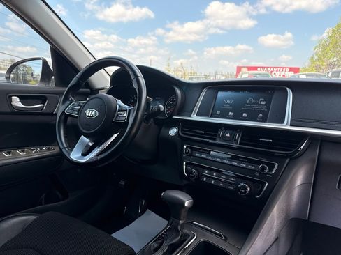 Used 2019 Kia Optima S FWD image 34