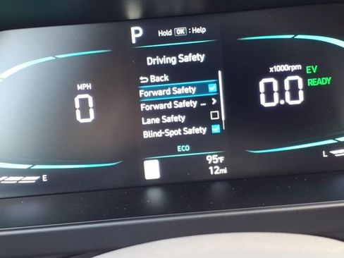 New 2026 Hyundai Elantra Hybrid FWD image 11