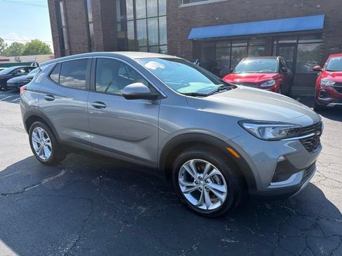 Used 2023 Buick Encore GX Preferred w/ Cold Weather Comfort Package FWD image 1