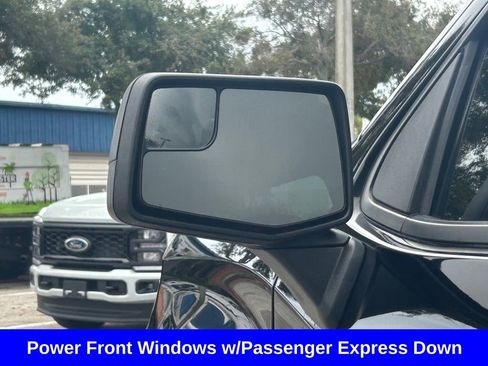 Used 2022 Chevrolet Silverado 1500 Custom image 16