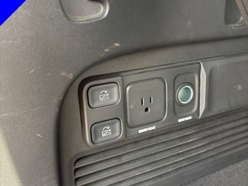 Used 2023 Rivian R1S Adventure Quad AWD/4WD image 33