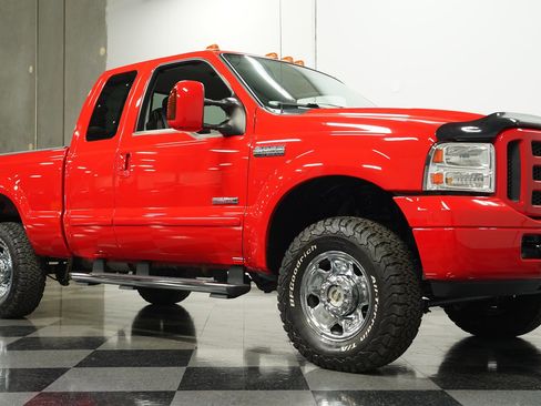 Used 2006 Ford F250 Super Duty Powerstroke 6.0L 4x image 27