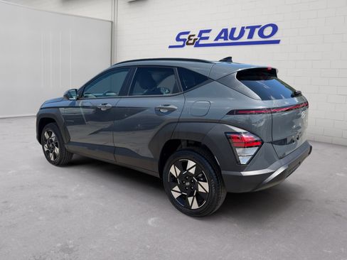 Used 2025 Hyundai Kona SEL AWD/4WD image 3