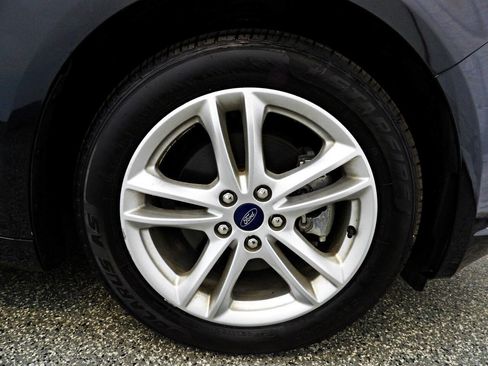 Used 2018 Ford Fusion S FWD image 21