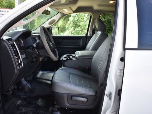 Used 2017 RAM 1500 Tradesman RWD image 10