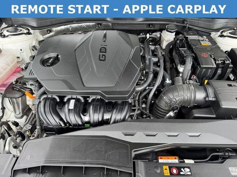 Used 2025 Hyundai Sonata SEL FWD image 14