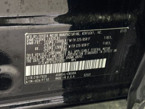 Used 2025 Toyota RAV4 LE image 28