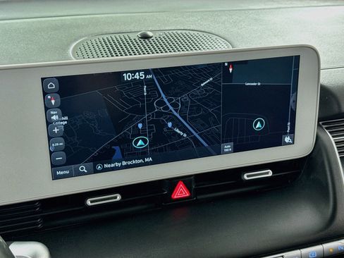 Used 2023 Hyundai Ioniq 5 SE AWD/4WD image 2