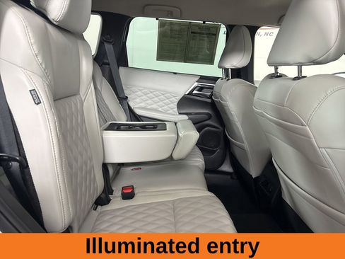 Used 2023 Mitsubishi Outlander SEL image 29