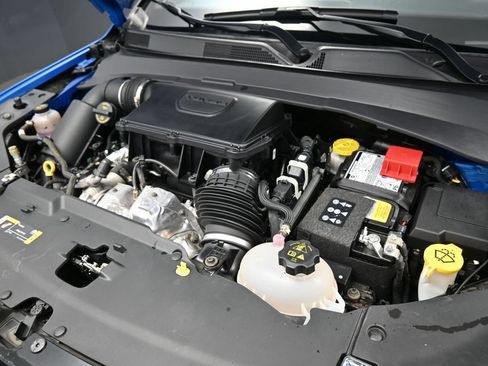 Used 2025 Jeep Compass Limited AWD/4WD image 14