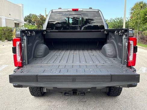 Certified 2025 Ford F250 Platinum w/ Tremor Off-Road Package AWD/4WD image 32