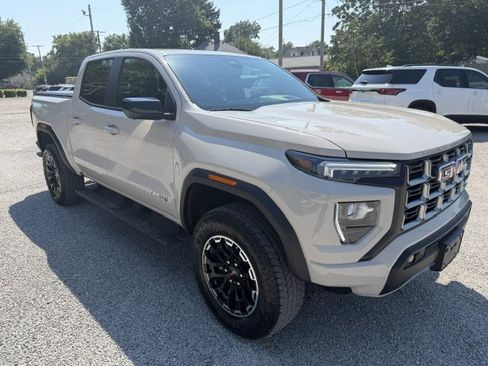 Used 2026 GMC Canyon AT4 w/ Technology Plus Package AWD/4WD image 7