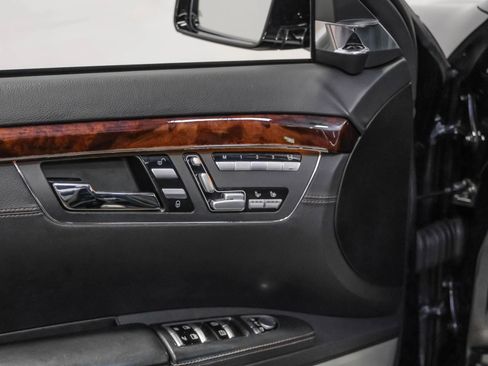 Used 2011 Mercedes-Benz S 63 AMG image 37