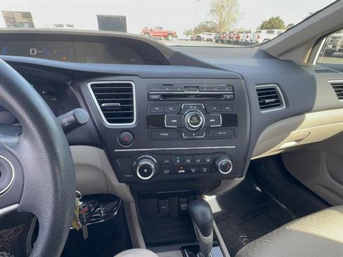 Used 2015 Honda Civic LX image 11
