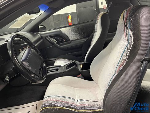 Used 1993 Chevrolet Camaro Z28 image 14