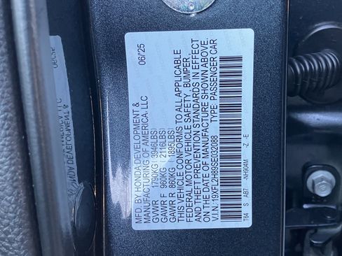 Used 2025 Honda Civic Sport image 37