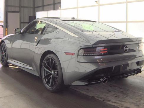 Certified 2024 Nissan Z Performance w/ Floor Mat Package image 4