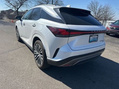 Used 2023 Lexus RX 350 w/ Cold Area Package image 5