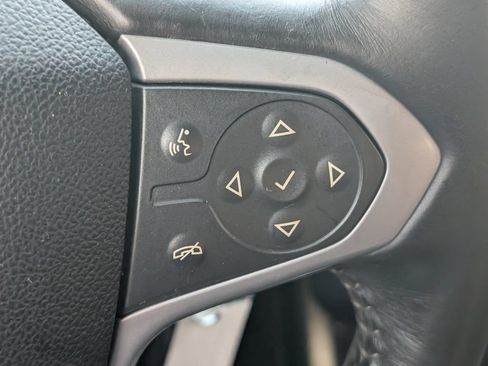 Used 2016 Chevrolet Colorado LT w/ LT Convenience Package AWD/4WD image 15