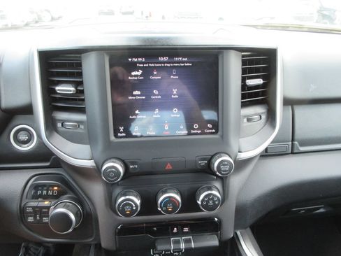 Used 2020 RAM 1500 Big Horn AWD/4WD image 31