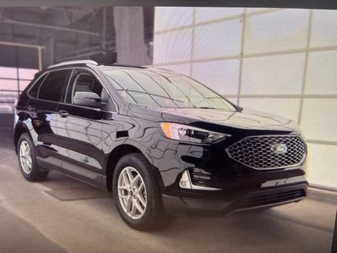 Certified 2024 Ford Edge SEL w/ Convenience Package AWD/4WD image 19
