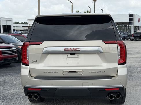 Used 2021 GMC Yukon XL Denali w/ Denali Premium Package RWD image 6