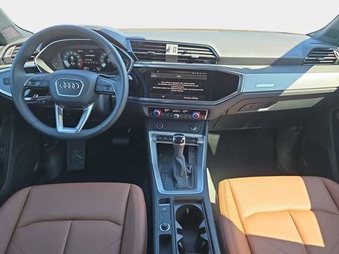 Used 2025 Audi Q3 2.0T Premium w/ Convenience Package image 10