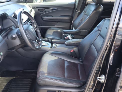 Used 2020 Honda Pilot Black Edition image 19