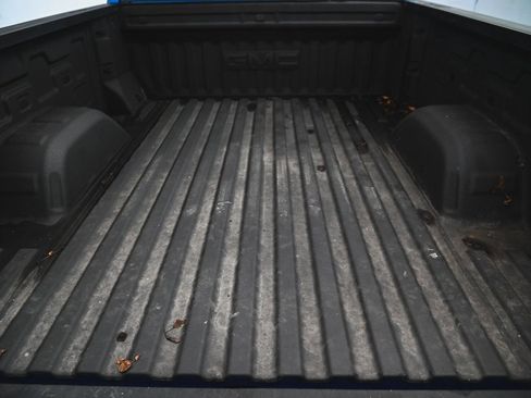 Used 2024 GMC Sierra 1500 Elevation image 32